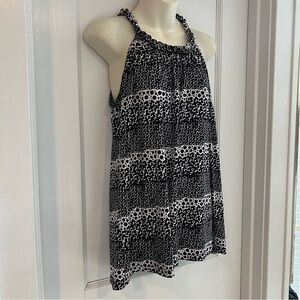 Raefaella Black and White Sleeveless Blouse with Twisted Neck Embelishments